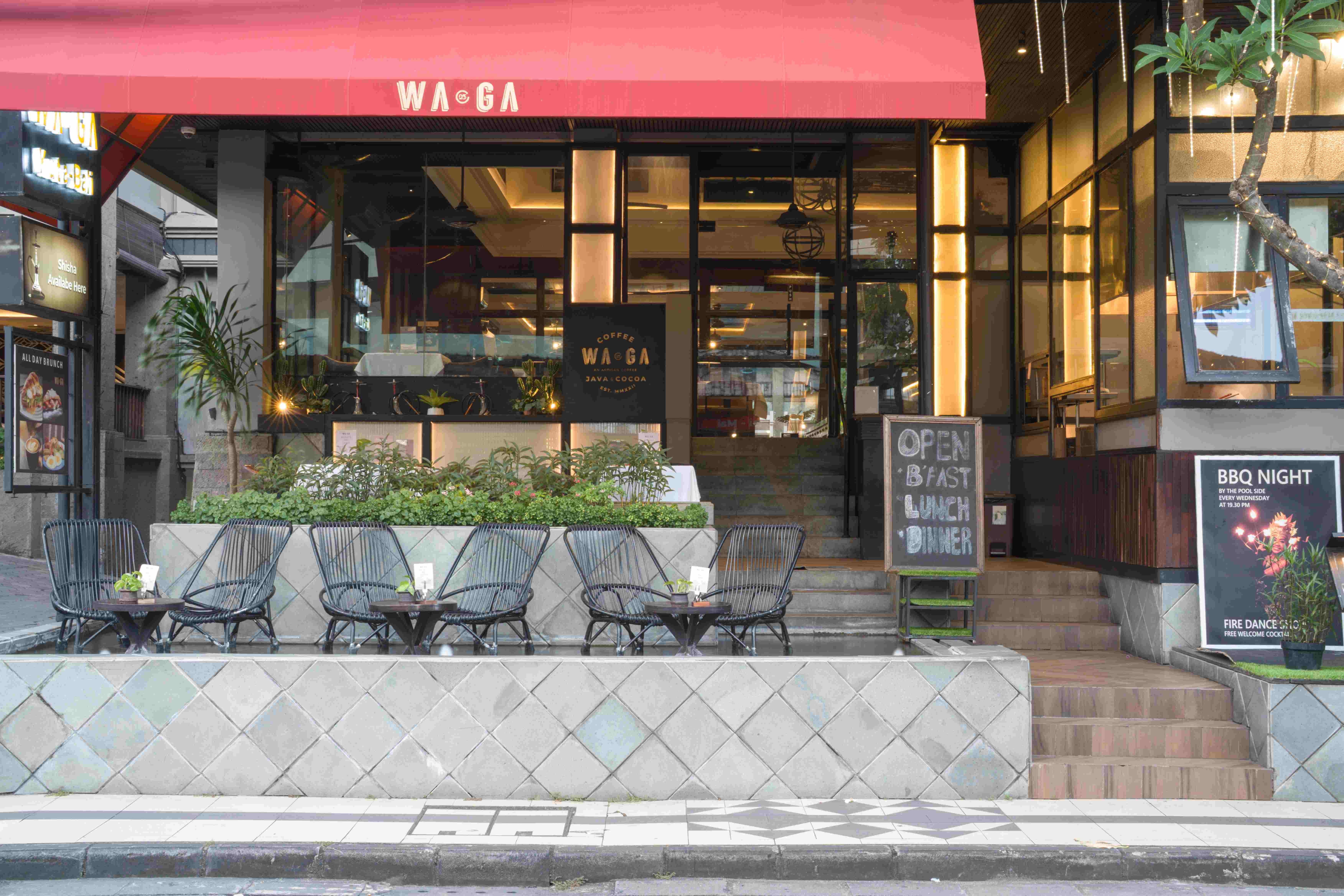 <p><strong>WAGA Kuta Bali</strong> Grill & Bar</p>